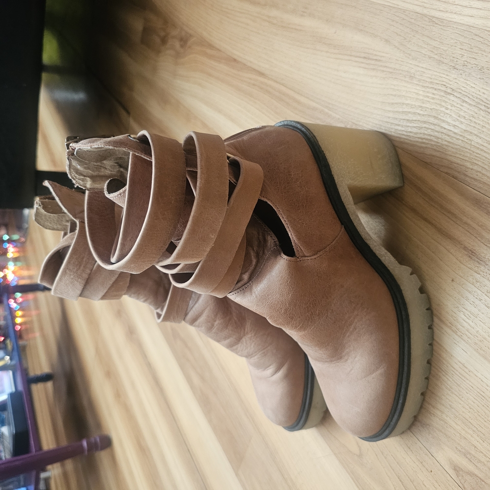 Women's Tan Ankle Boots